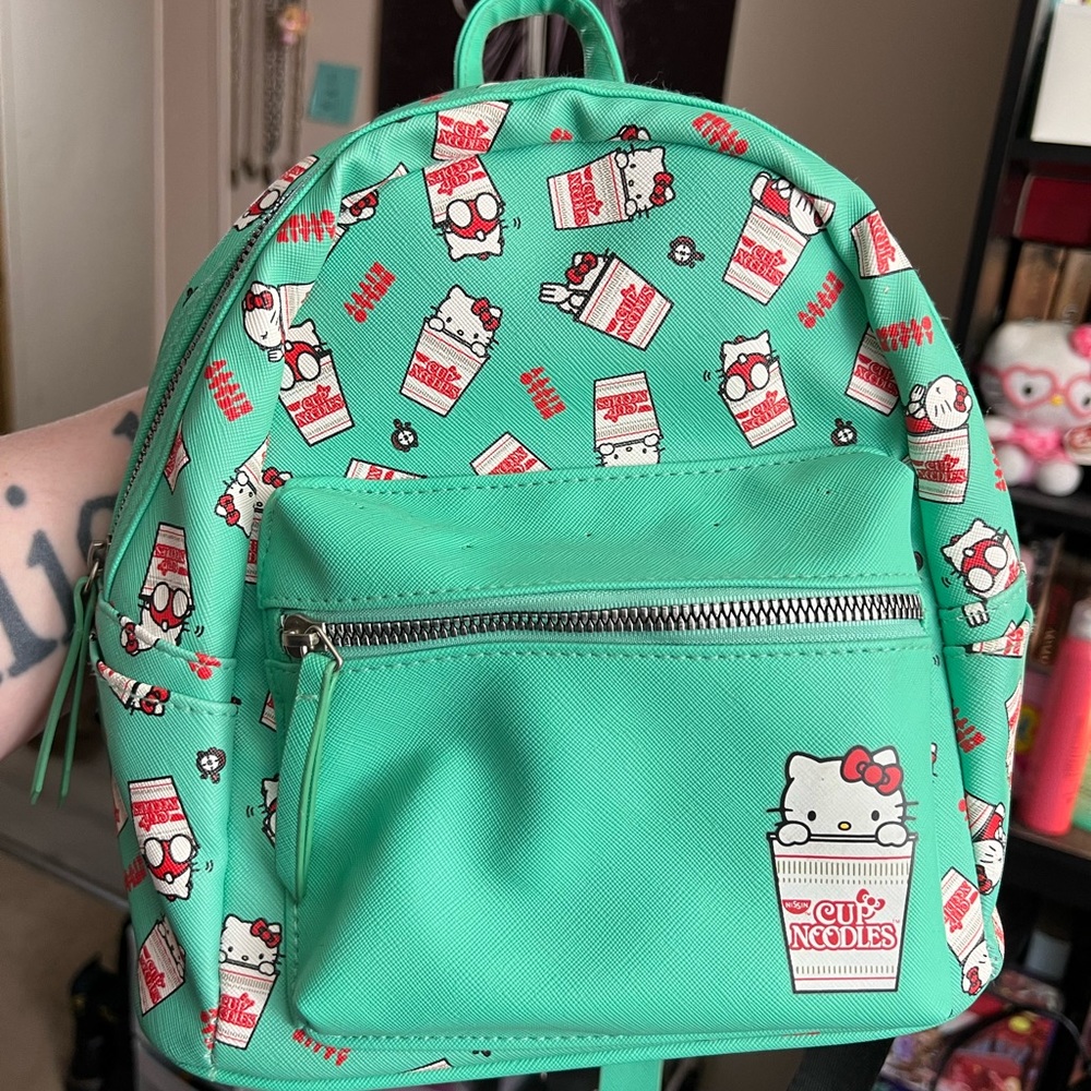Hello Kitty x Cup Noodle bag